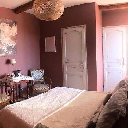 ホテル Domaine De La Manse ヴィルヌーヴ・ド・ベルグ エクステリア 写真