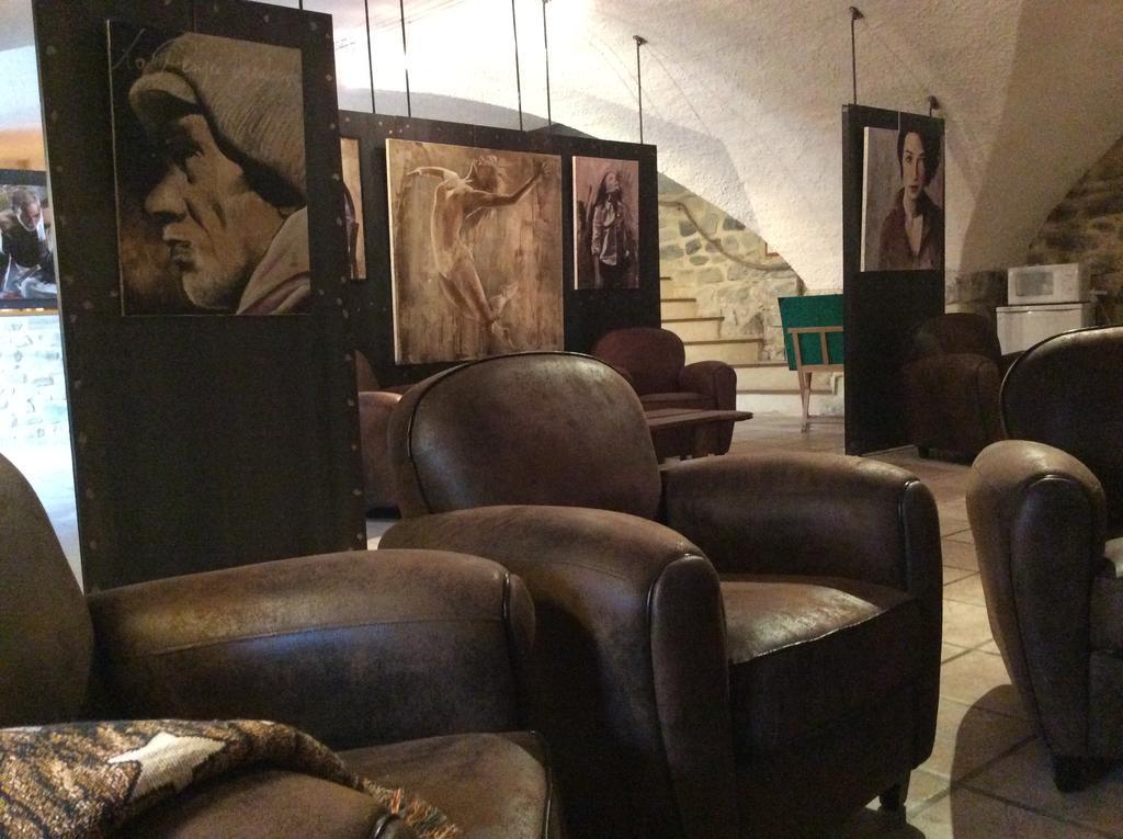 ホテル Domaine De La Manse ヴィルヌーヴ・ド・ベルグ エクステリア 写真