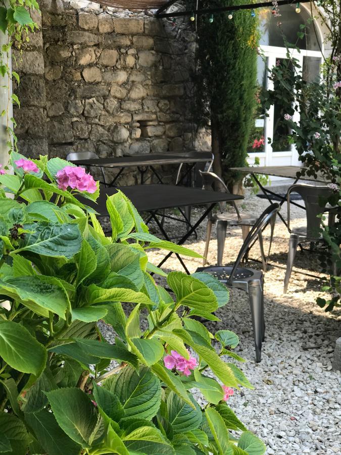 ホテル Domaine De La Manse ヴィルヌーヴ・ド・ベルグ エクステリア 写真